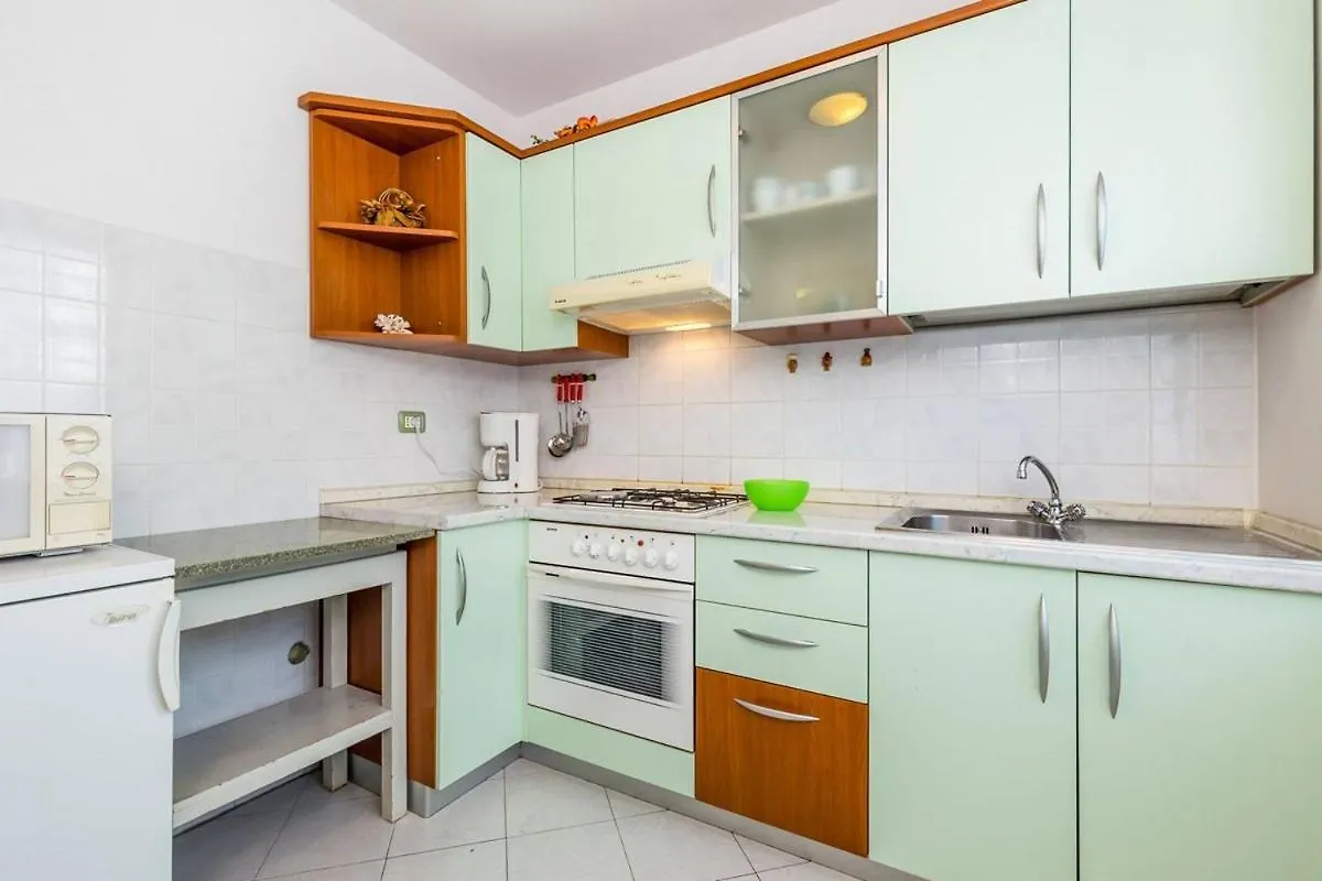 Apartments Nikola Medulin Kroatien